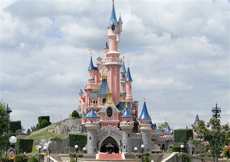 Disneyland Paris .